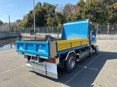 Mitsubishi Fuso Canter
