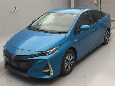 Toyota Prius PHV