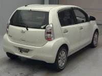 Toyota PASSO лот № 4063 оценка 3  с аукциона в Японии 1