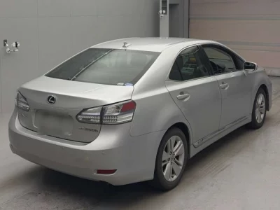 Lexus HS  с аукциона в Японии