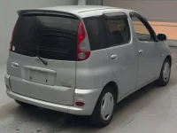 Toyota FUNCARGO лот № 4172 оценка 3  с аукциона в Японии 1