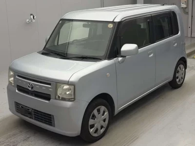 Toyota PIXIS SPACE  с аукциона в Японии