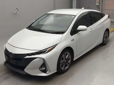 Toyota Prius PHV