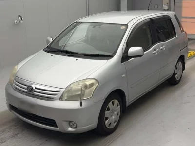 Toyota RAUM