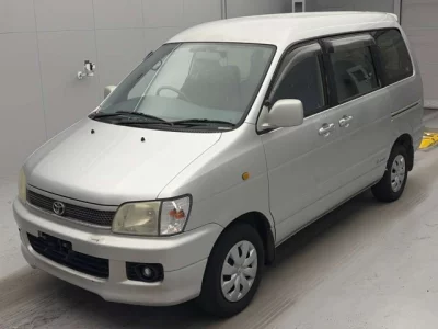 Toyota Lite Ace Noah