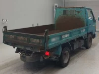 Toyota DYNA лот № 63536 оценка 2  с аукциона в Японии 1