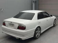 Toyota CHASER лот № 611 оценка RA  с аукциона в Японии 1