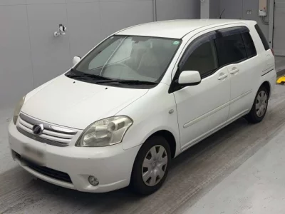 Toyota RAUM