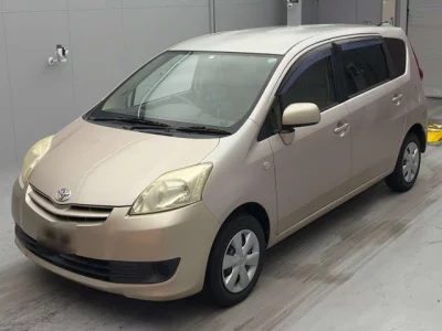 Toyota Passo Sette