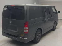 Toyota HIACE VAN лот № 62072 оценка R  с аукциона в Японии 1