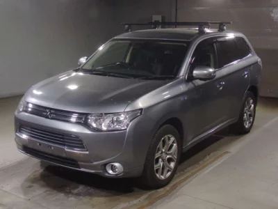 Mitsubishi OUTLANDER PHEV