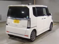Honda N BOX лот № 3095 оценка 4  с аукциона в Японии 1
