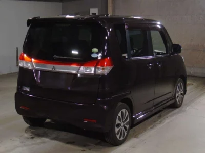 Mitsubishi DELICA D2