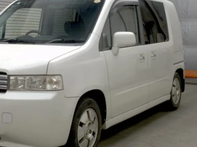 Honda Mobilio Spike
