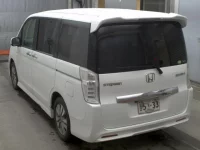 Honda STEP WAGON лот № 3007 оценка 3.5  с аукциона в Японии 1
