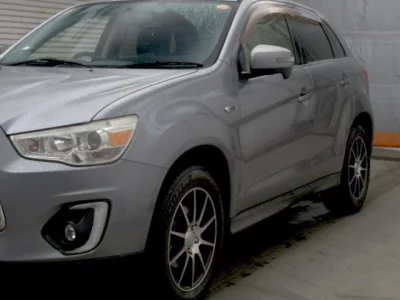 Mitsubishi RVR