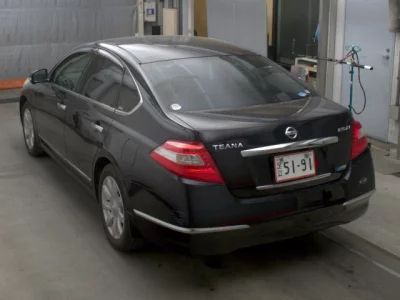 Nissan TEANA