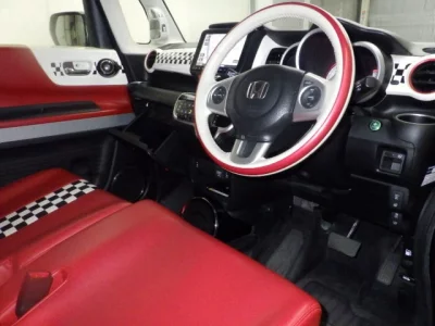 Honda N-Box Slash