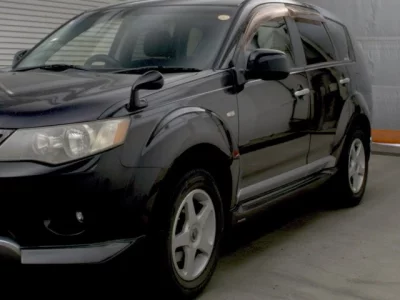 Mitsubishi OUTLANDER  с аукциона в Японии