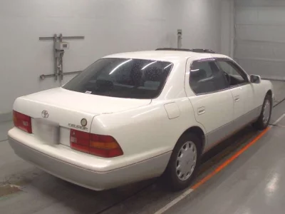 Toyota CELSIOR  с аукциона в Японии