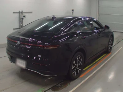 Toyota CROWN CROSSOVER