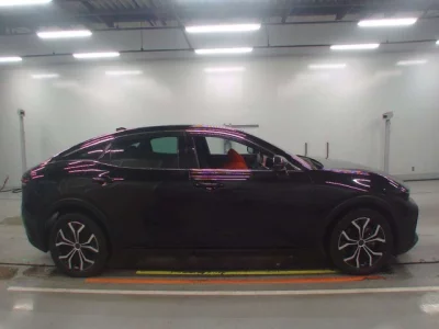 Toyota CROWN CROSSOVER