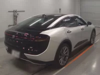 Toyota CROWN CROSSOVER лот № 36070 оценка 6  с аукциона в Японии 1