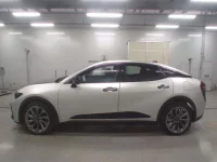 Toyota CROWN CROSSOVER лот № 36070 оценка 6  с аукциона в Японии 3