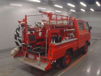 Toyota DYNA  с аукциона в Японии