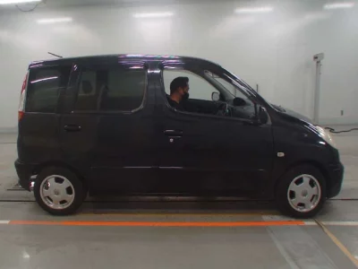 Toyota FUNCARGO  с аукциона в Японии