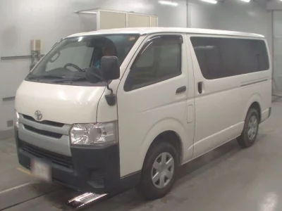 Toyota HiAce Van