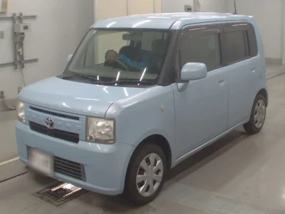 Toyota PIXIS SPACE  с аукциона в Японии