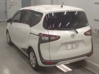 Toyota SIENTA лот № 30002 оценка 4.5  с аукциона в Японии 5