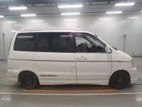 Toyota TOWN ACE NOAH лот № 30050 оценка 3.5  с аукциона в Японии 2