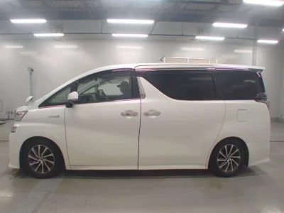 Toyota VELLFIRE  с аукциона в Японии