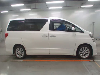 Toyota VELLFIRE  с аукциона в Японии