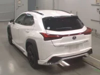 Lexus UX лот № 36085 оценка 4.5  с аукциона в Японии 5