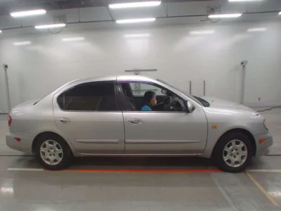 Nissan CEFIRO  с аукциона в Японии