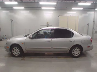 Nissan CEFIRO  с аукциона в Японии