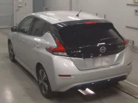 Nissan LEAF лот № 30378 оценка 4.5  с аукциона в Японии 5
