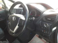 Toyota NOAH лот № 33096 оценка 3.5  с аукциона в Японии 6