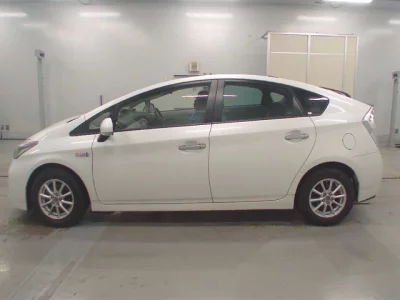 Toyota PRIUS PHV