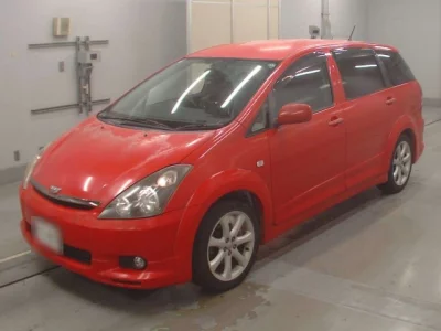 Toyota WISH  с аукциона в Японии