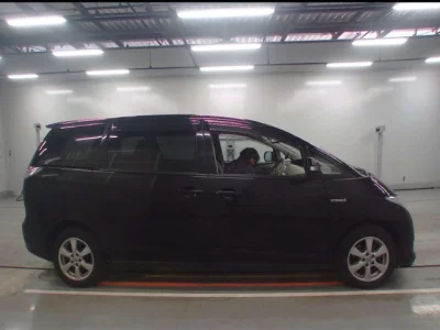Toyota ESTIMA HYBRID