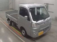 Toyota PIXIS TRUCK лот № 389 оценка 4.5  с аукциона в Японии 4
