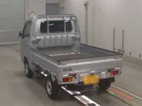 Toyota PIXIS TRUCK лот № 389 оценка 4.5  с аукциона в Японии 5