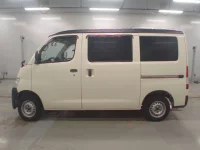 Toyota LITE ACE VAN лот № 30535 оценка 3.5  с аукциона в Японии 3