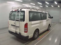 Toyota HIACE VAN лот № 30581 оценка R  с аукциона в Японии 1