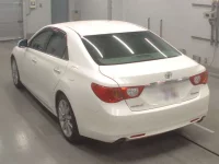 Toyota MARK X лот № 30579 оценка 4  с аукциона в Японии 5