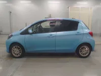 Toyota VITZ лот № 30589 оценка 3.5  с аукциона в Японии 3